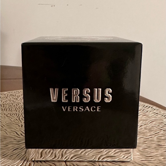 VERSUS VERSACE - Picture 4 of 5